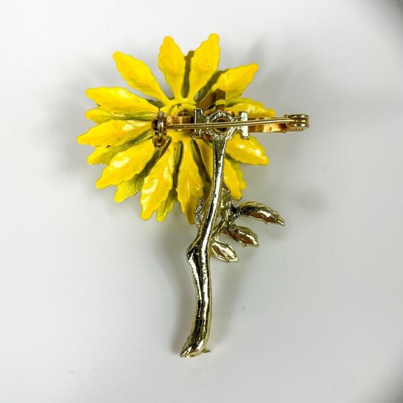 Vintage Yellow Enamel Flower Aster Daisy Brooch Pin Rhinestone Gold-Tone Stem - Picture 6 of 6